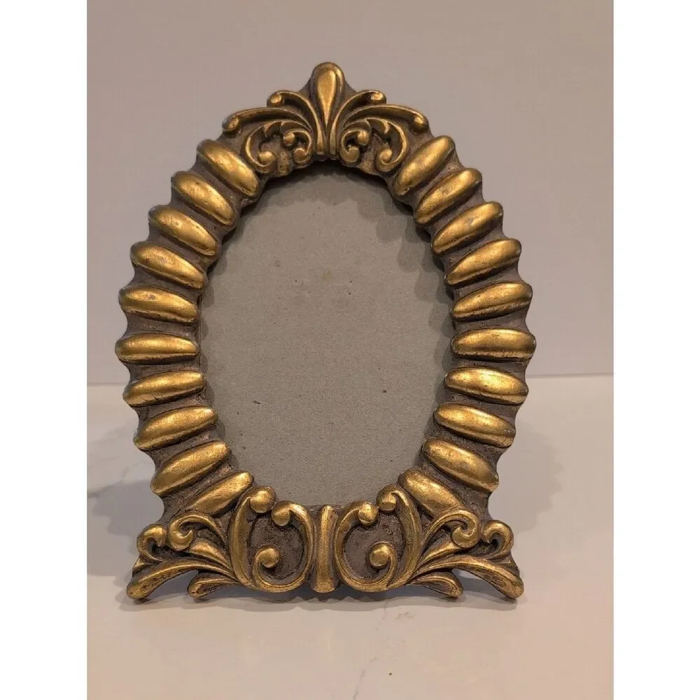 Vintage elegant gold